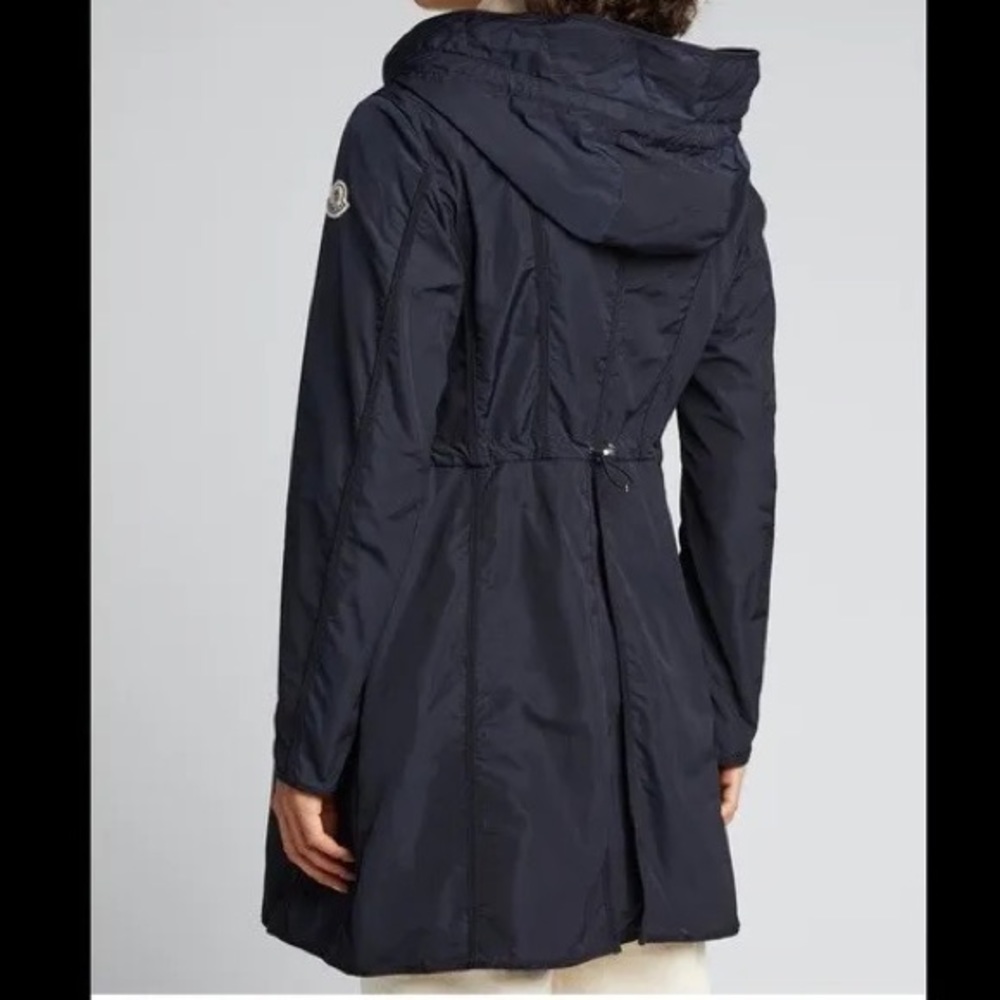 Arthemis Moncler rain jacket - Picture 2 of 13